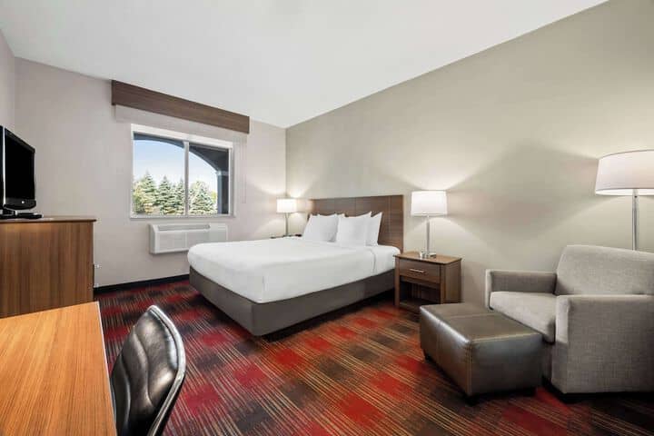 Room 15 of 31