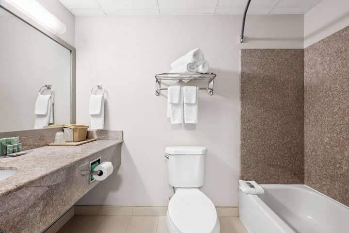 Room 20 of 31