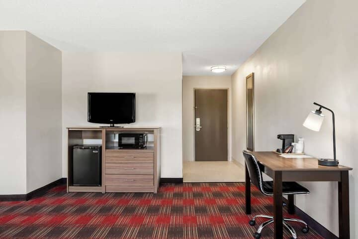 Room 19 of 31